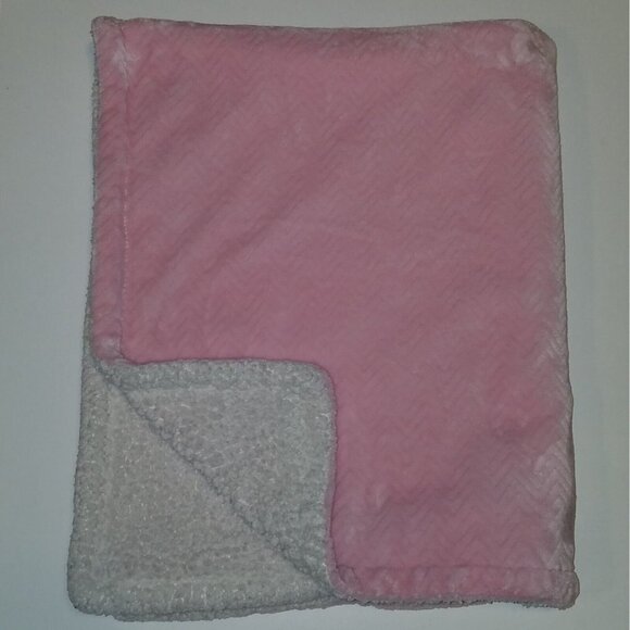 Pink White Embossed Chevron Baby Blanket Lovey Walmart Girl Fleece Sherpa Soft - Picture 1 of 6